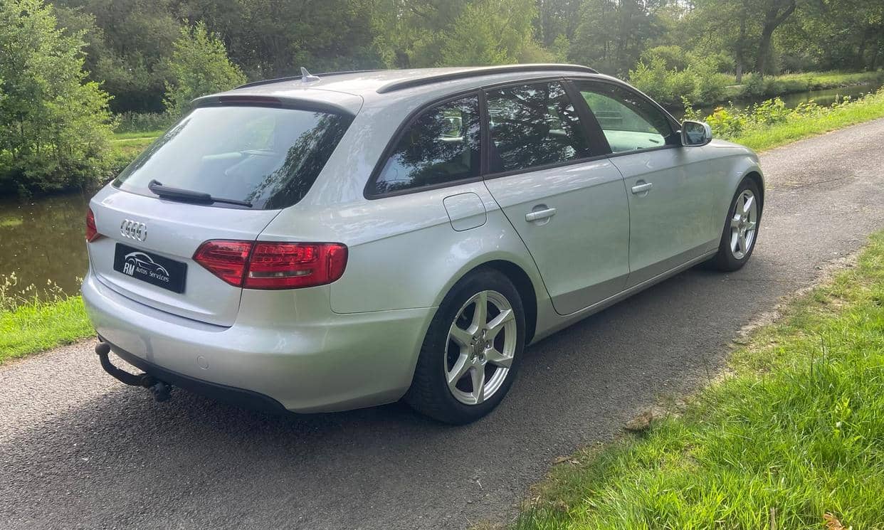 Audi A4 AVANT — photo 4