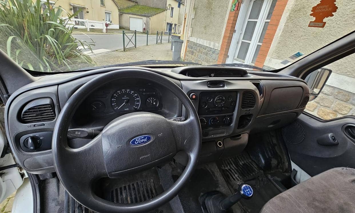 Ford TRANSIT — photo 9