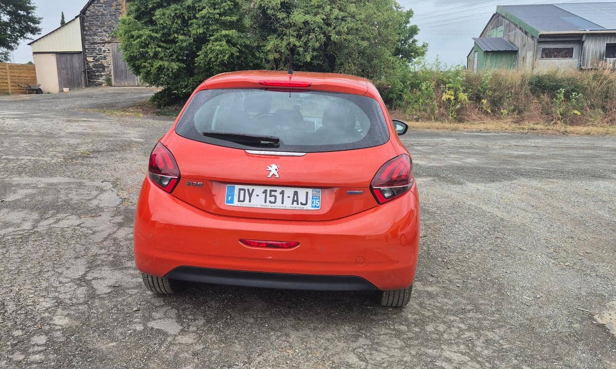 Peugeot 208 — photo 5