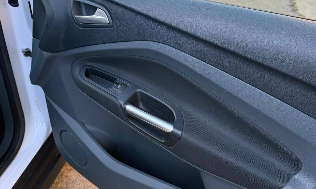 Ford C-MAX — photo 10