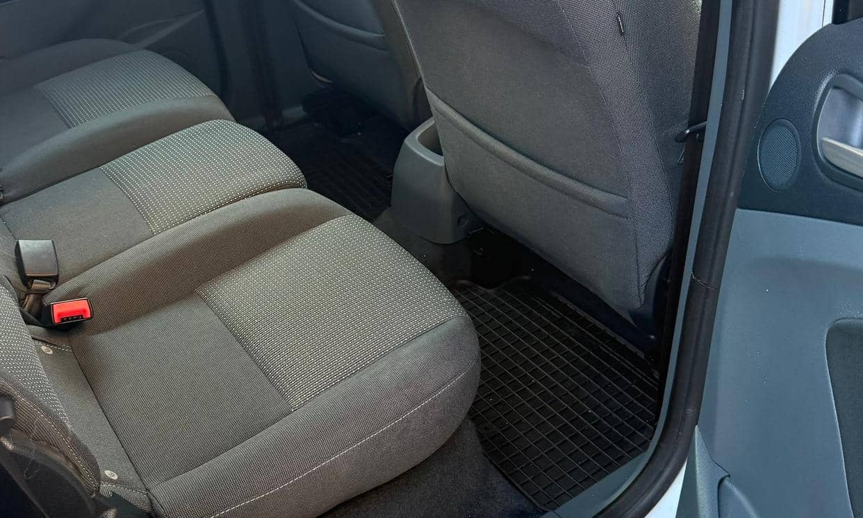 Ford C-MAX — photo 13