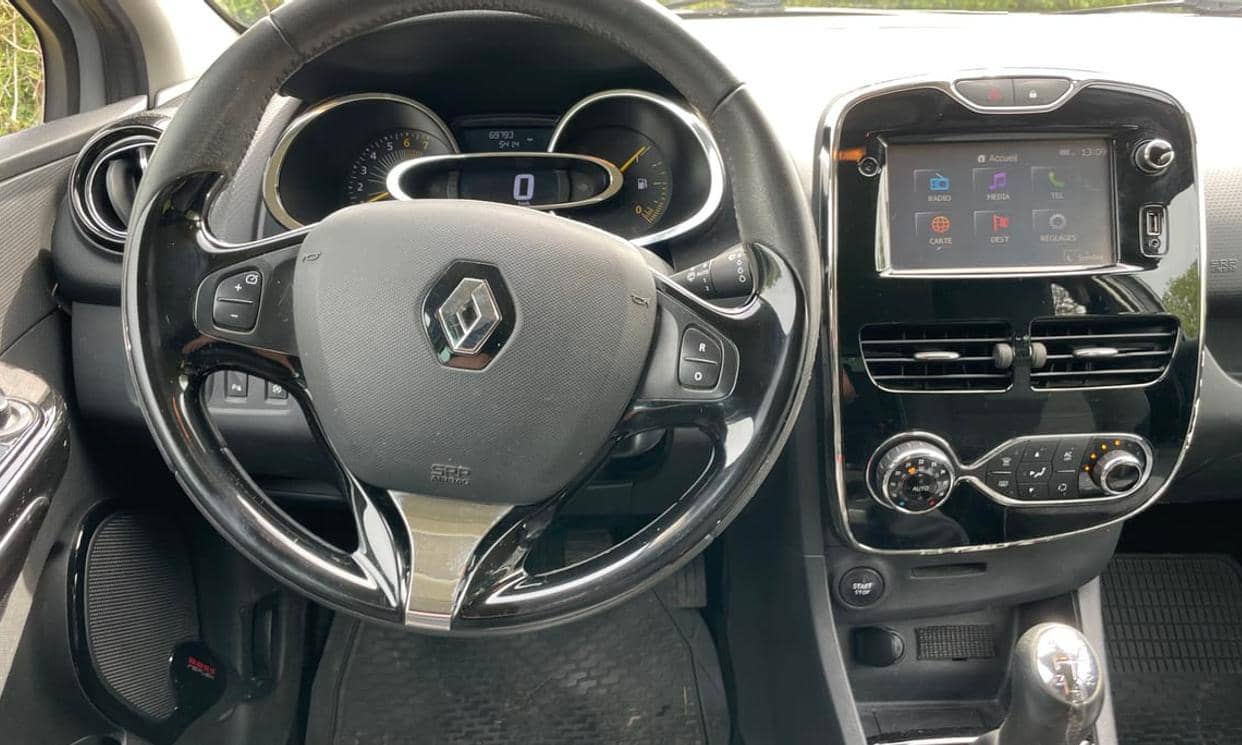 Renault CLIO IV — photo 7