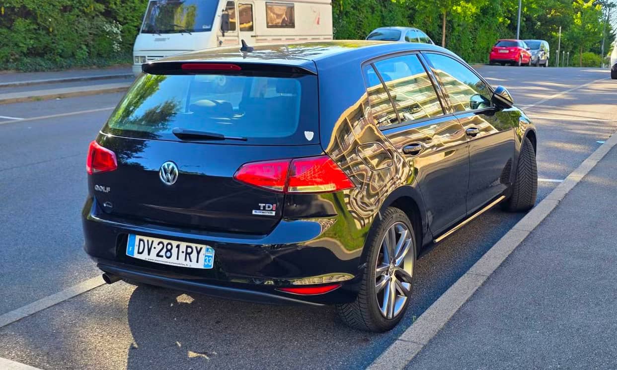 Volkswagen GOLF — photo 10