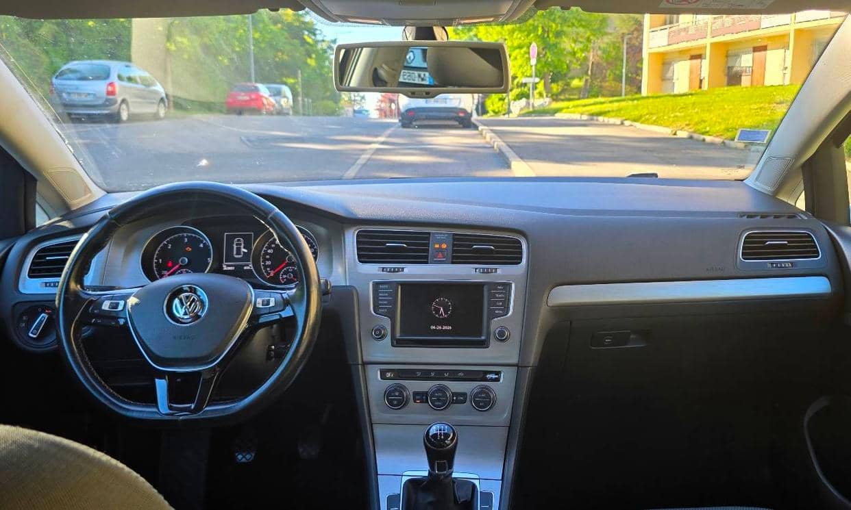 Volkswagen GOLF — photo 10