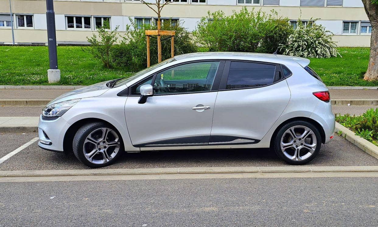 Renault CLIO IV — photo 4