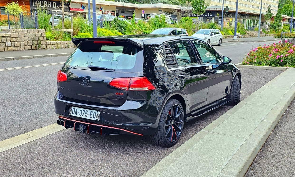 Volkswagen GOLF — photo 7