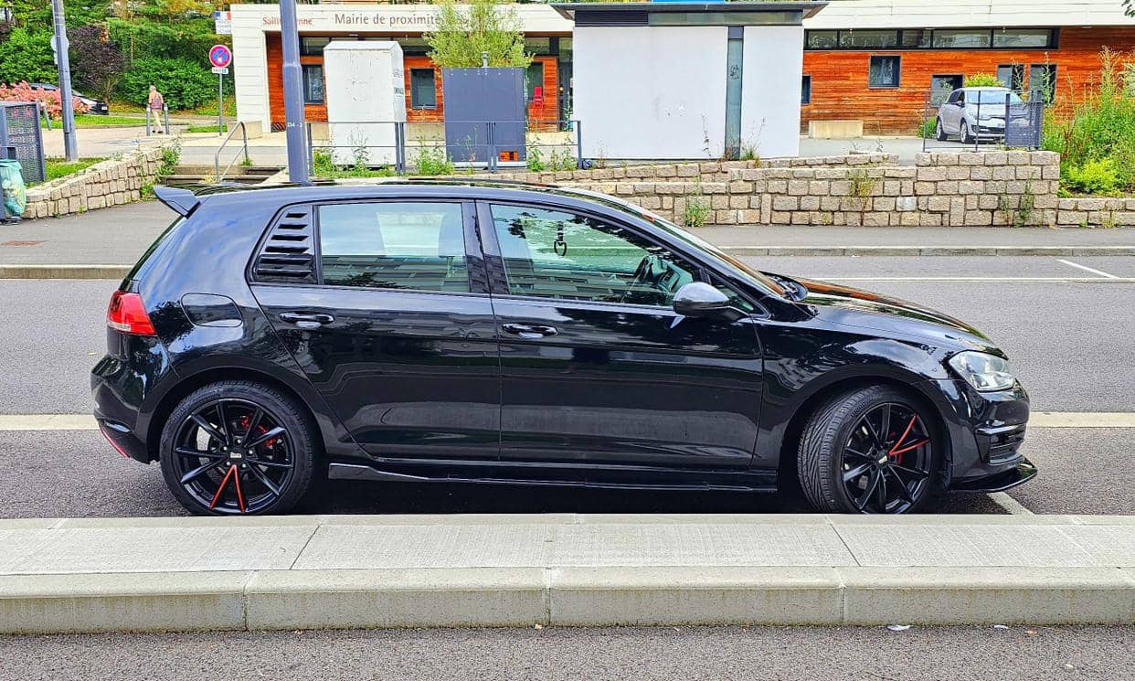 Volkswagen GOLF — photo 8