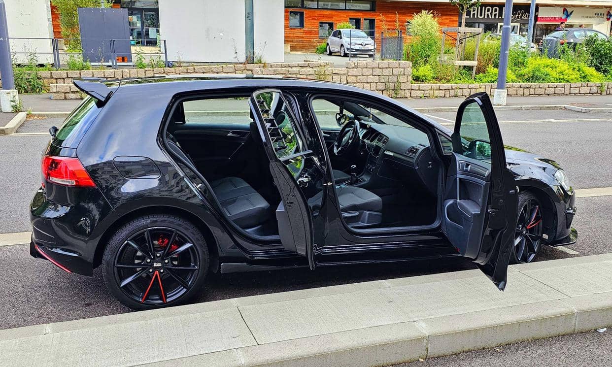 Volkswagen GOLF — photo 16