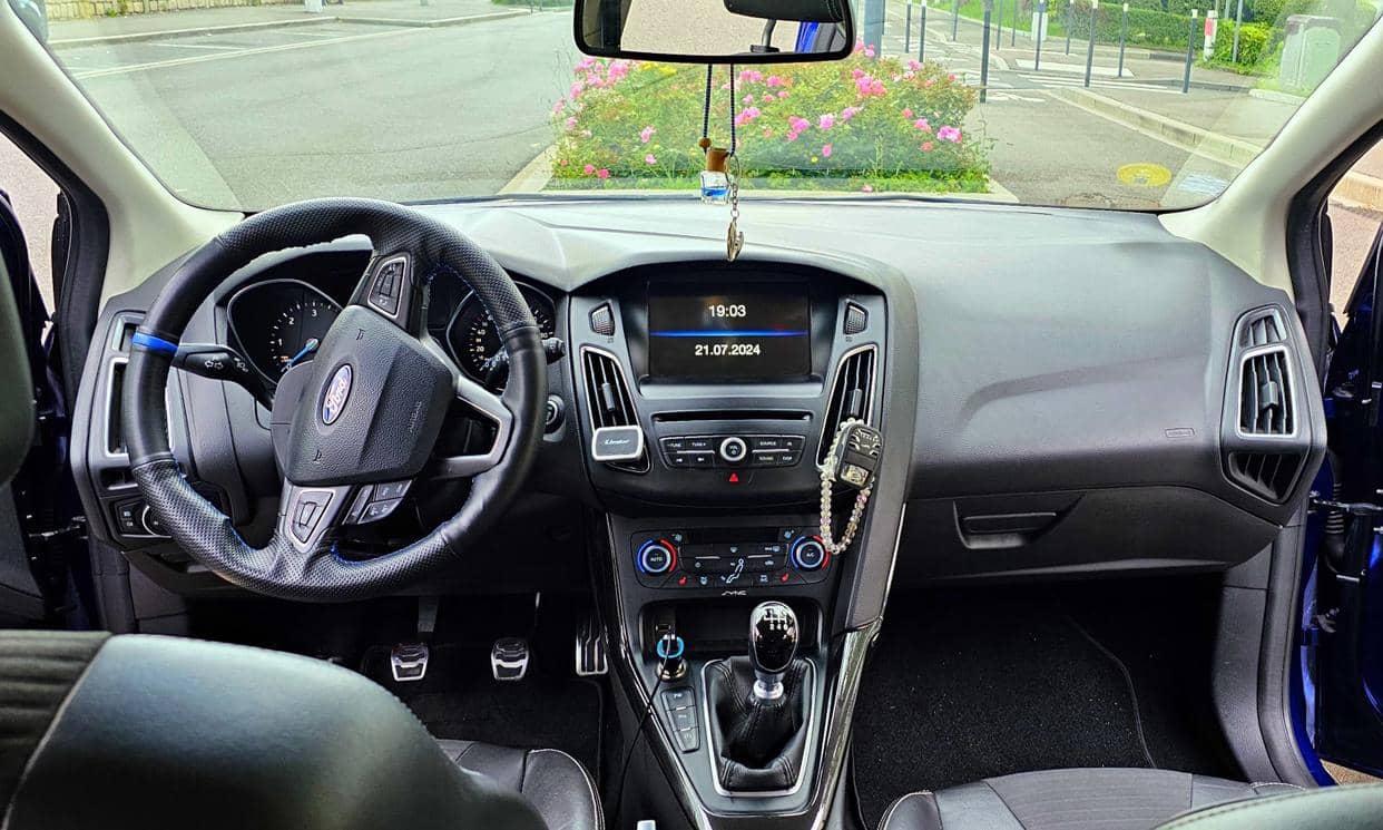 Ford FOCUS — photo 10