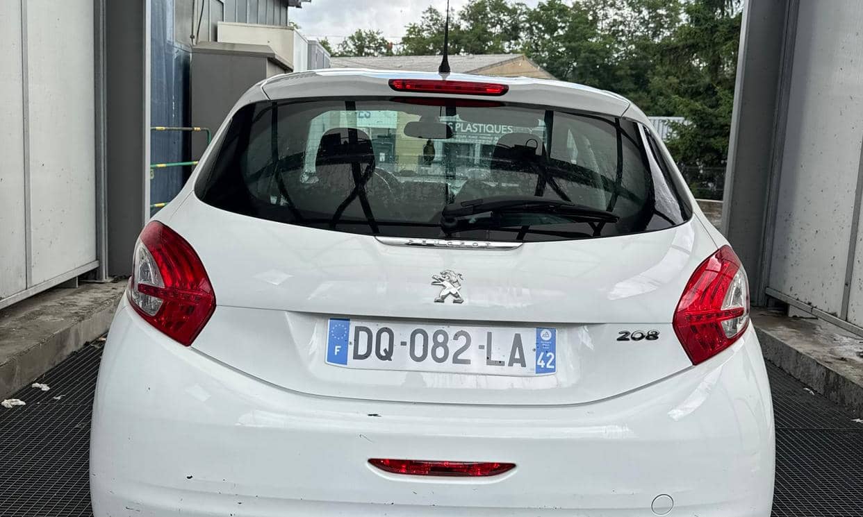 Peugeot 208 — photo 5