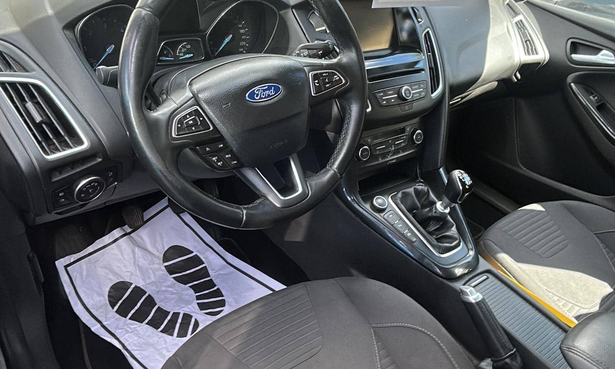 Ford FOCUS — photo 3