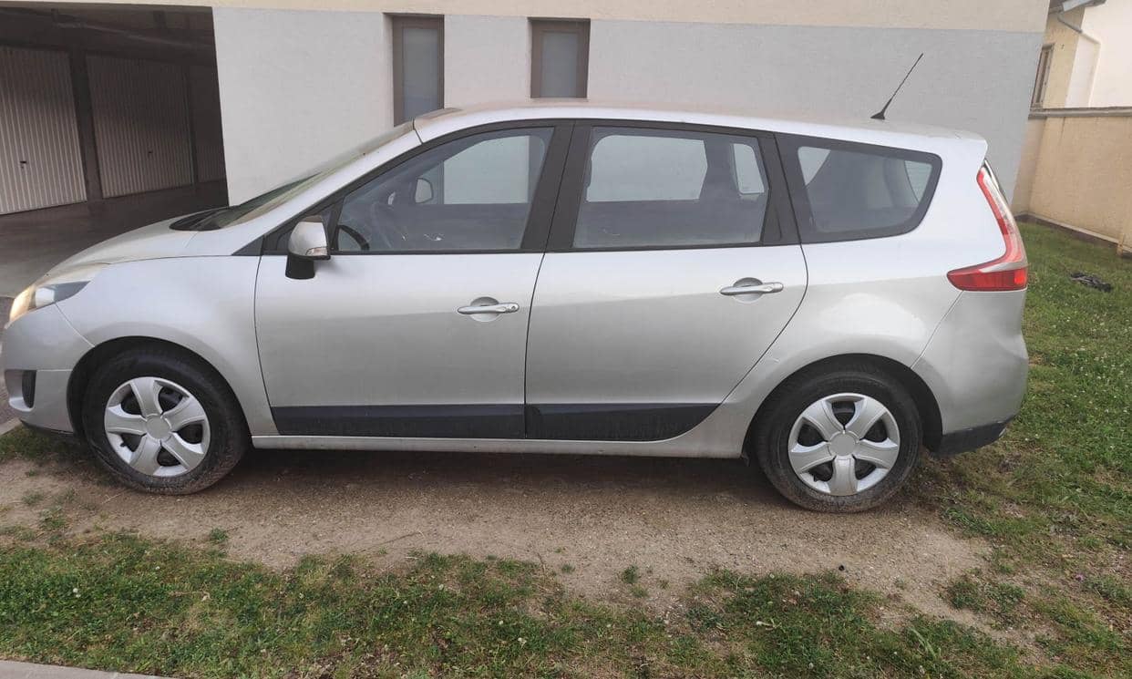 Renault GRAND SCENIC III — photo 2