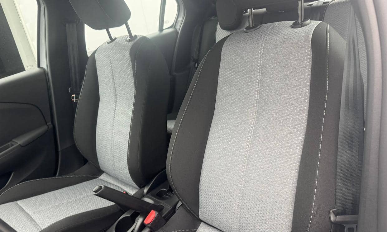 Opel CORSA — photo 10