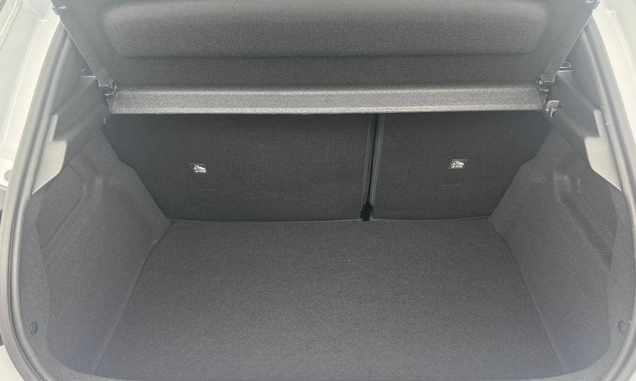 Opel CORSA — photo 12