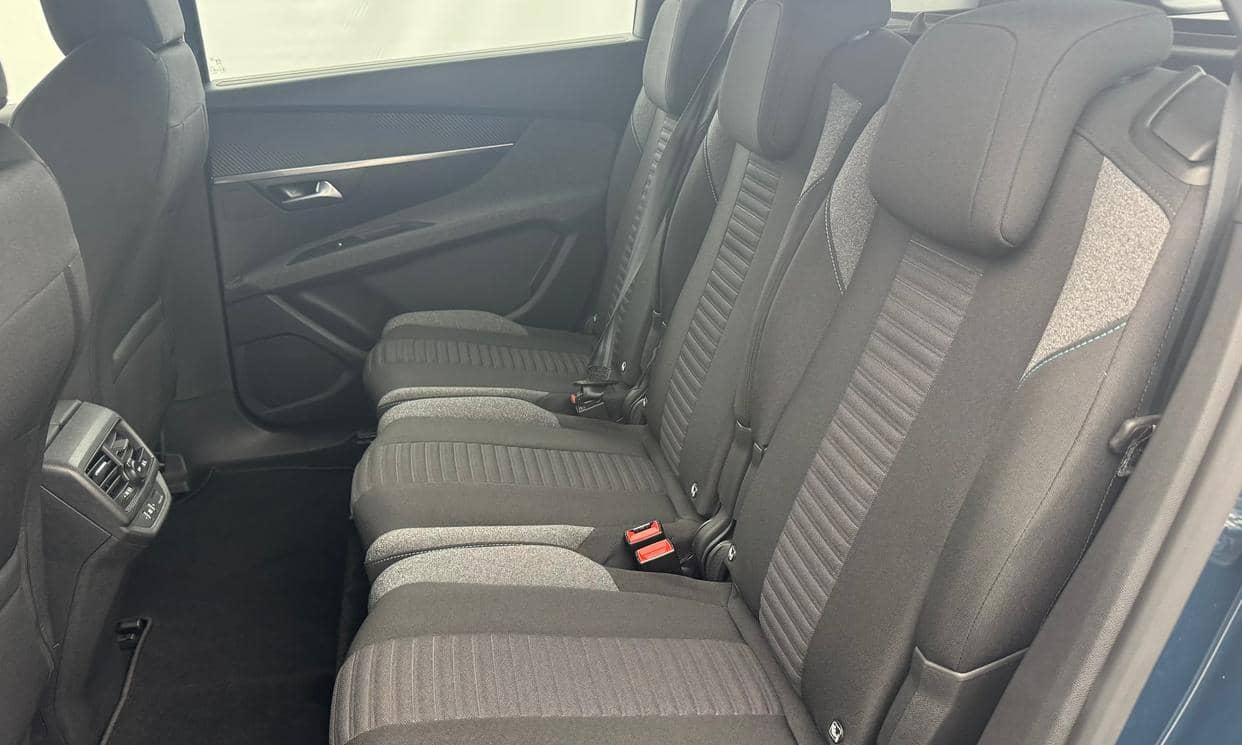 Peugeot 5008 — photo 11