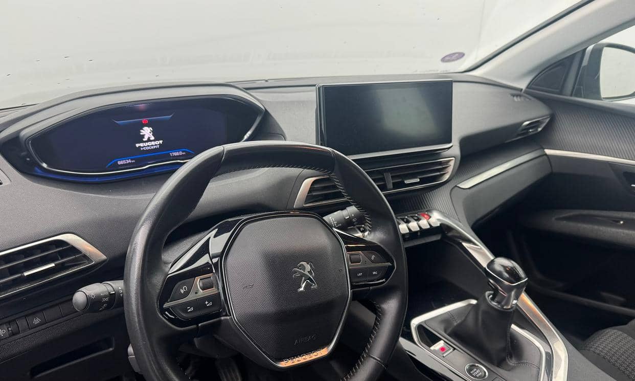 Peugeot 3008 — photo 9