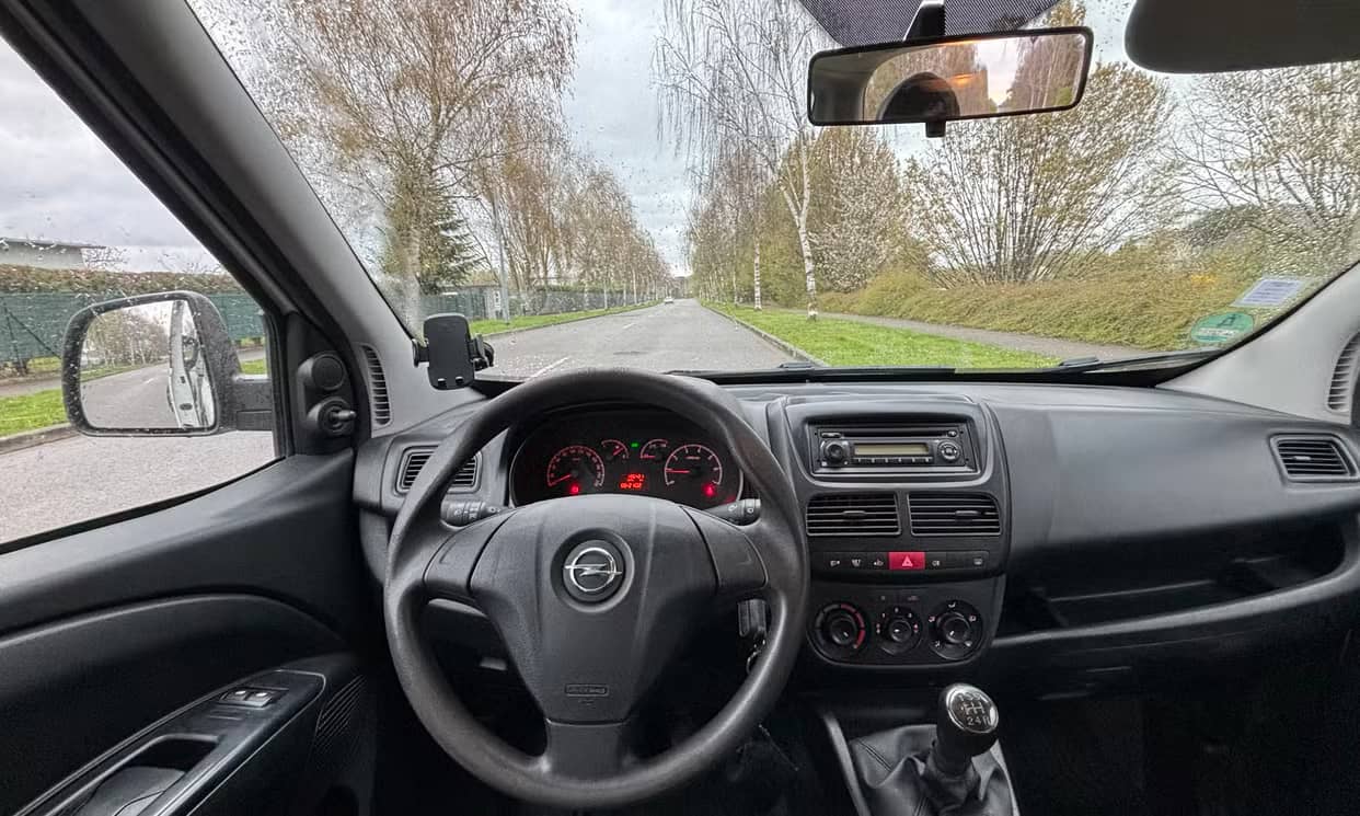 Opel COMBO — photo 3