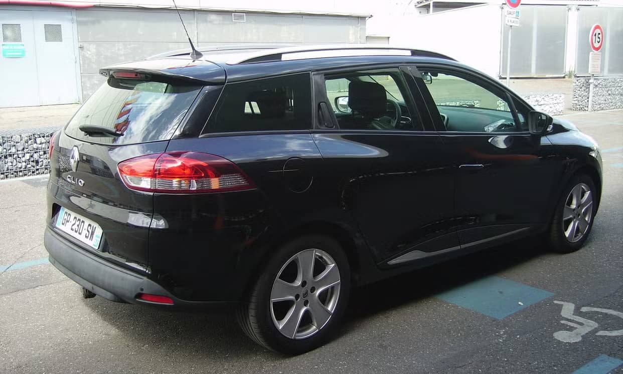 Renault CLIO IV ESTATE — photo 7