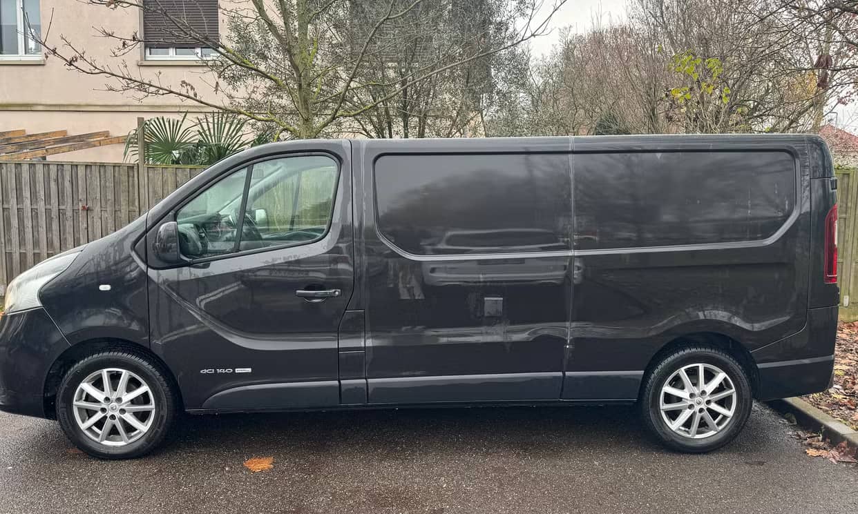Renault TRAFIC III — photo 7