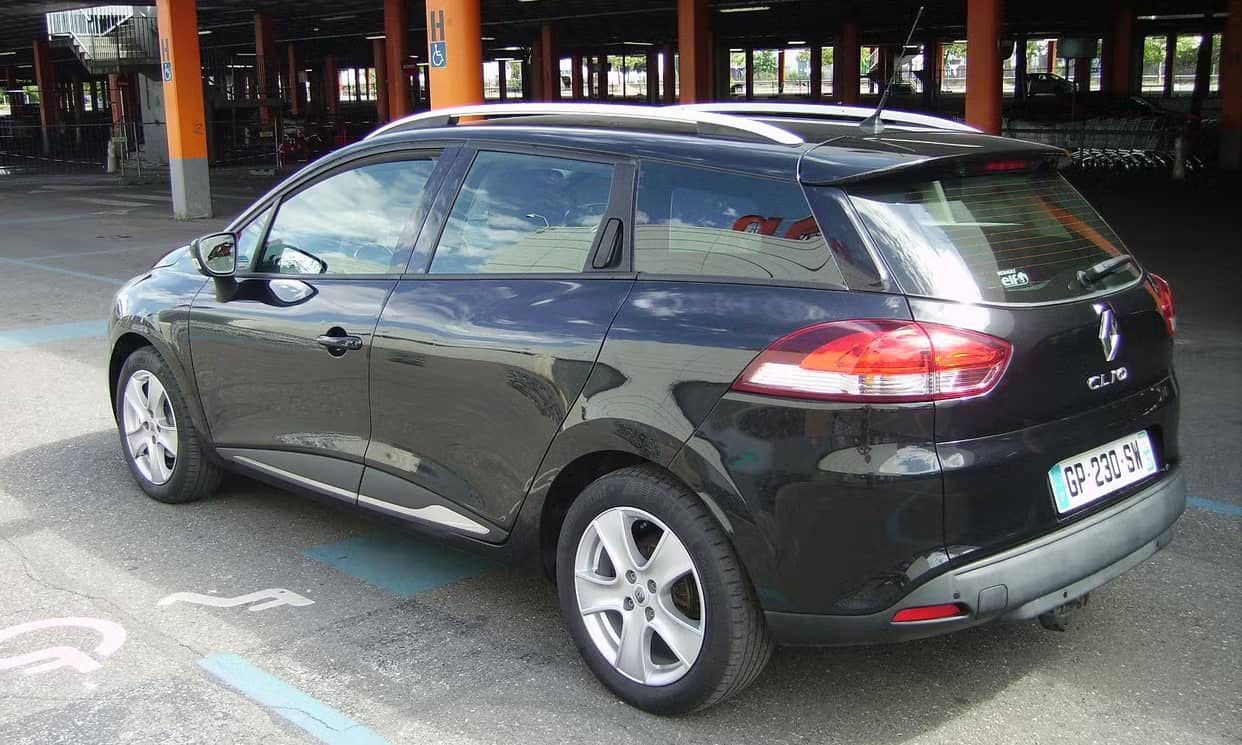 Renault CLIO IV ESTATE — photo 5