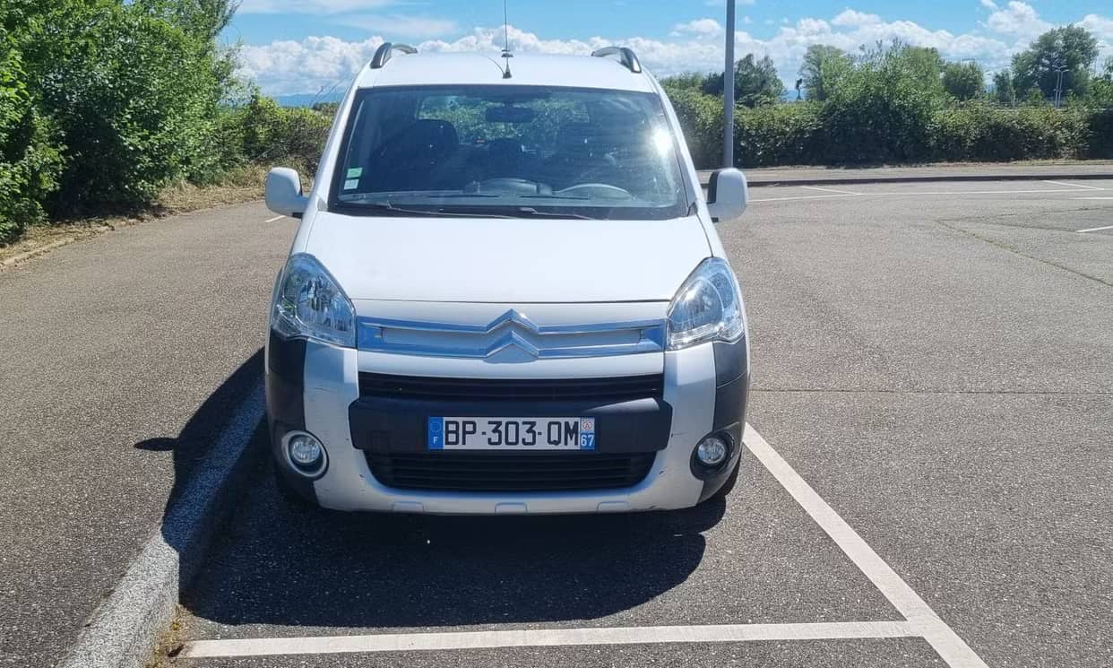 Citroen BERLINGO — photo 2