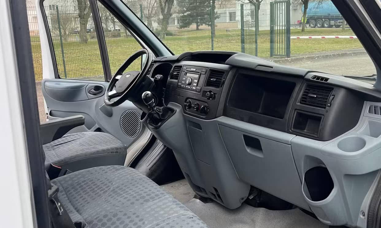 Ford TRANSIT — photo 9