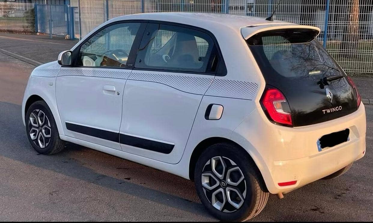 Renault TWINGO III — photo 14