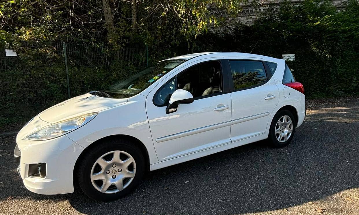 Peugeot 207 — photo 3