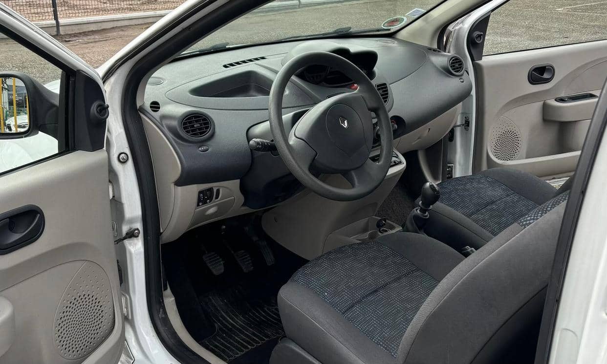 Renault TWINGO II — photo 5