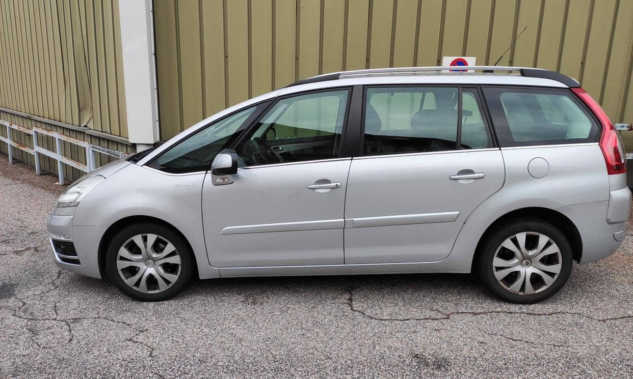 Citroen GRAND C4 PICASSO — photo 2
