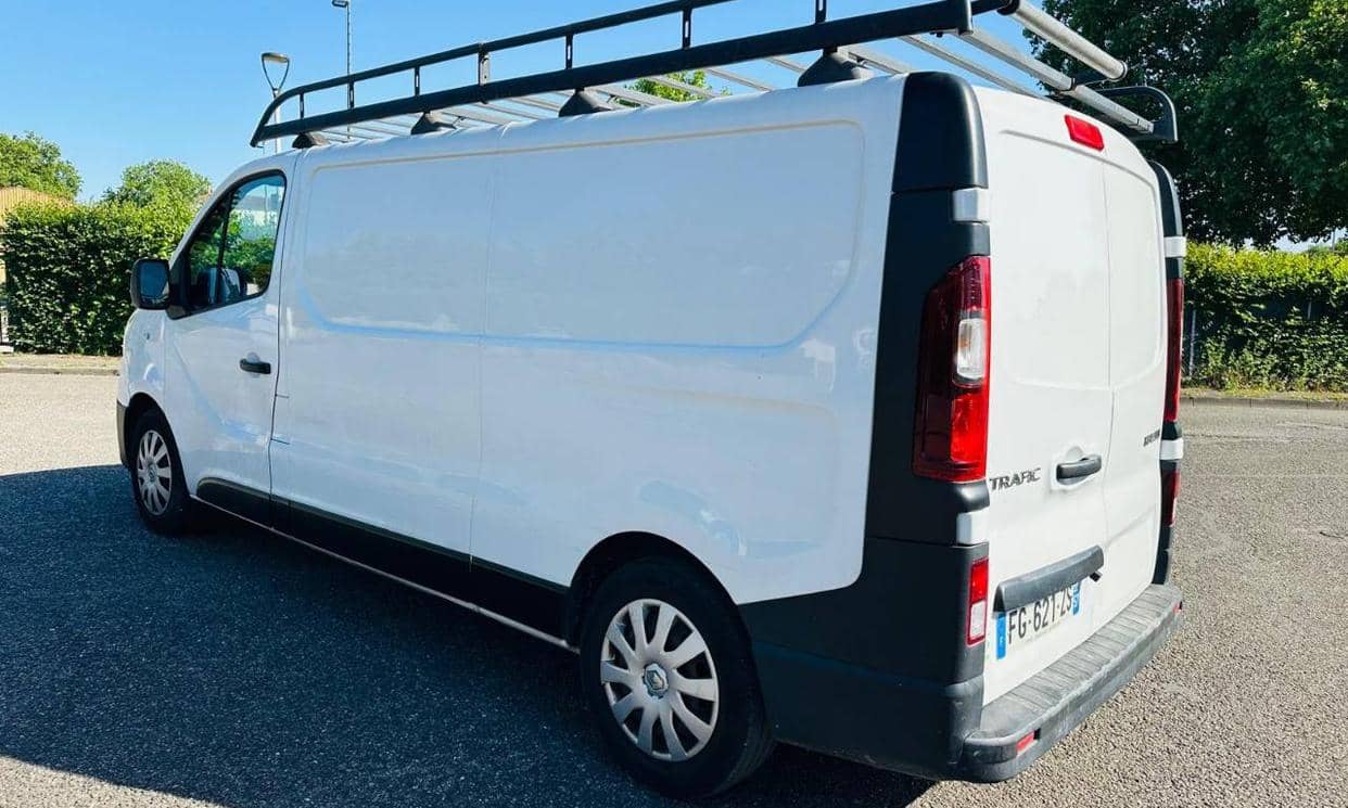 Renault TRAFIC III — photo 6