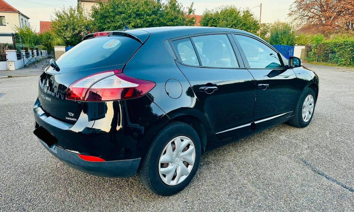 Renault MEGANE III — photo 5