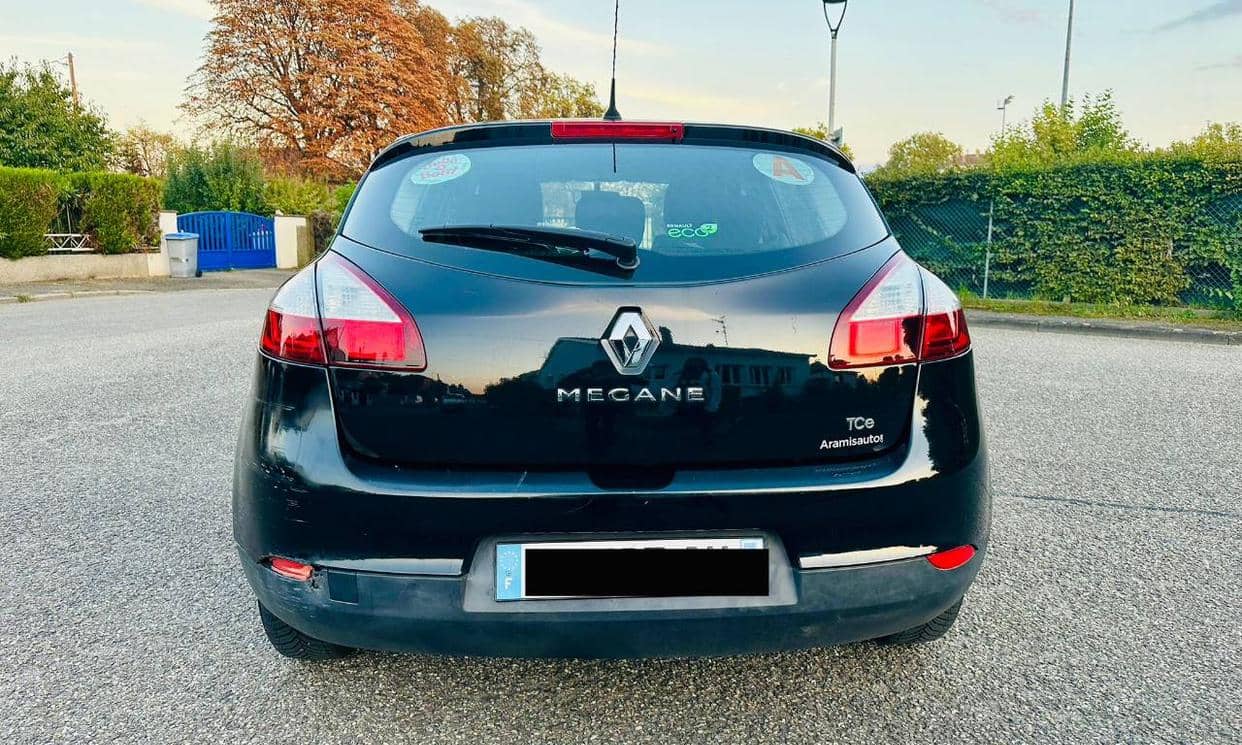 Renault MEGANE III — photo 8