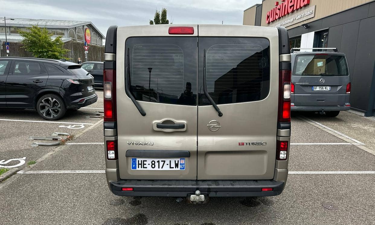 Opel VIVARO — photo 4