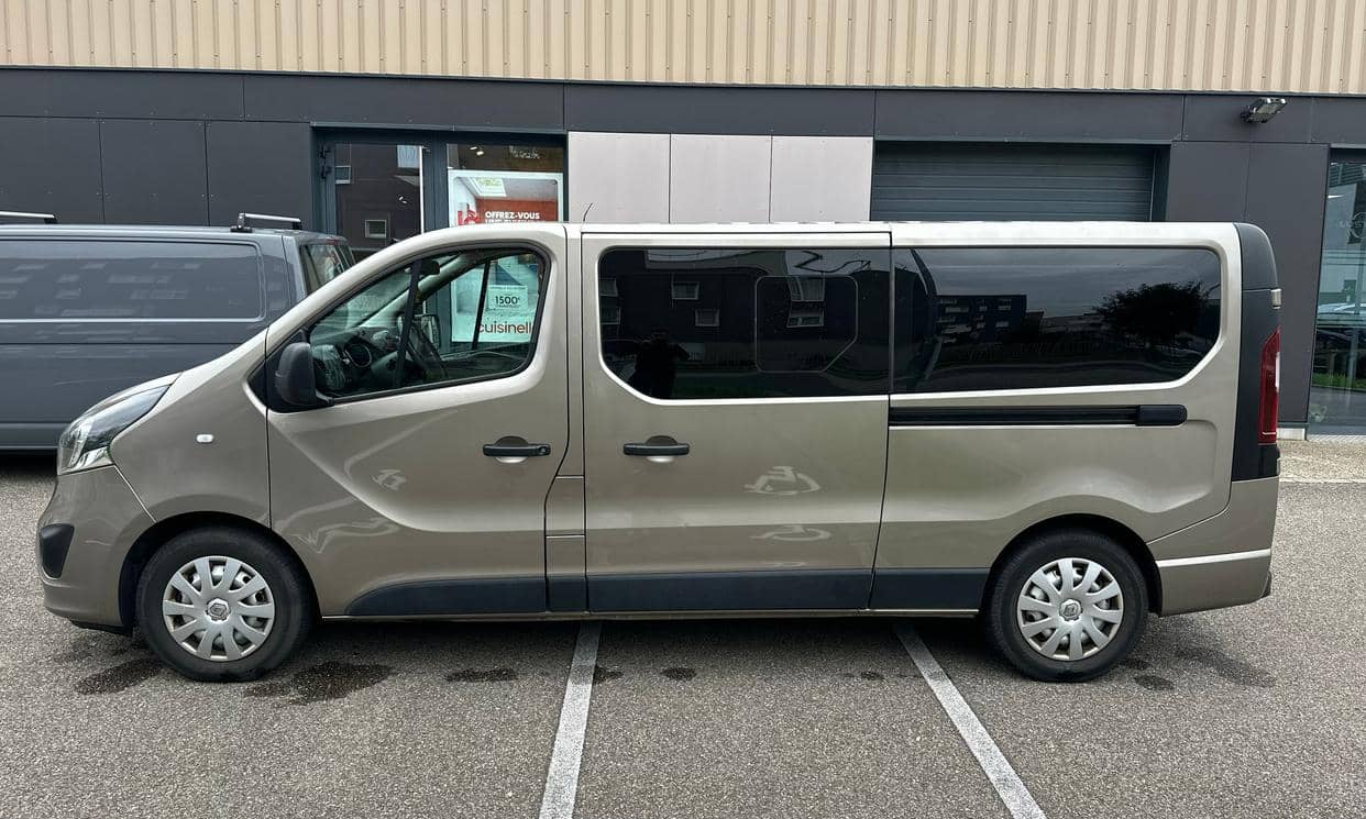 Opel VIVARO — photo 3