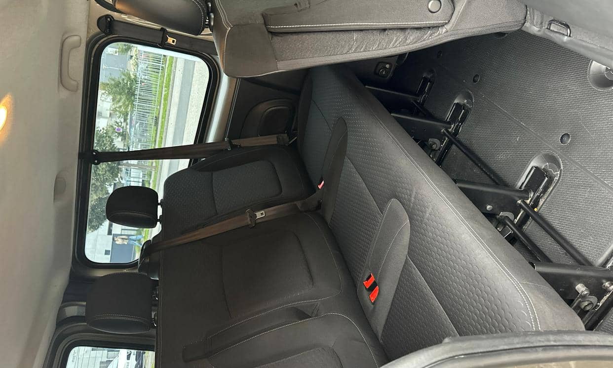 Opel VIVARO — photo 9