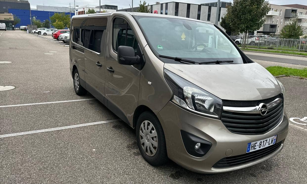 Opel VIVARO — photo 13