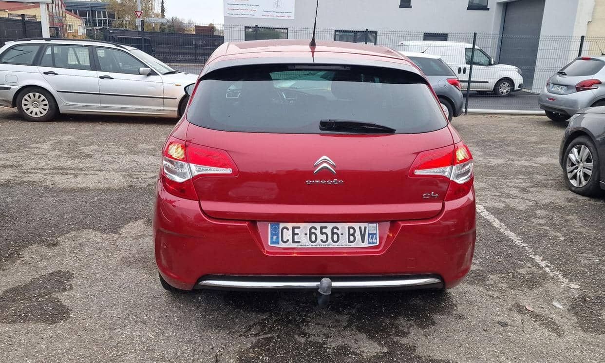 Citroen C4 — photo 4