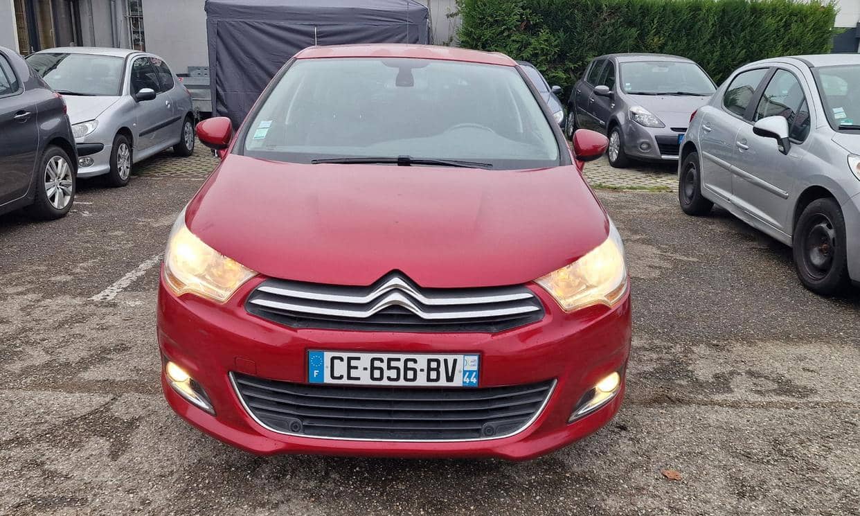 Citroen C4 — photo 14