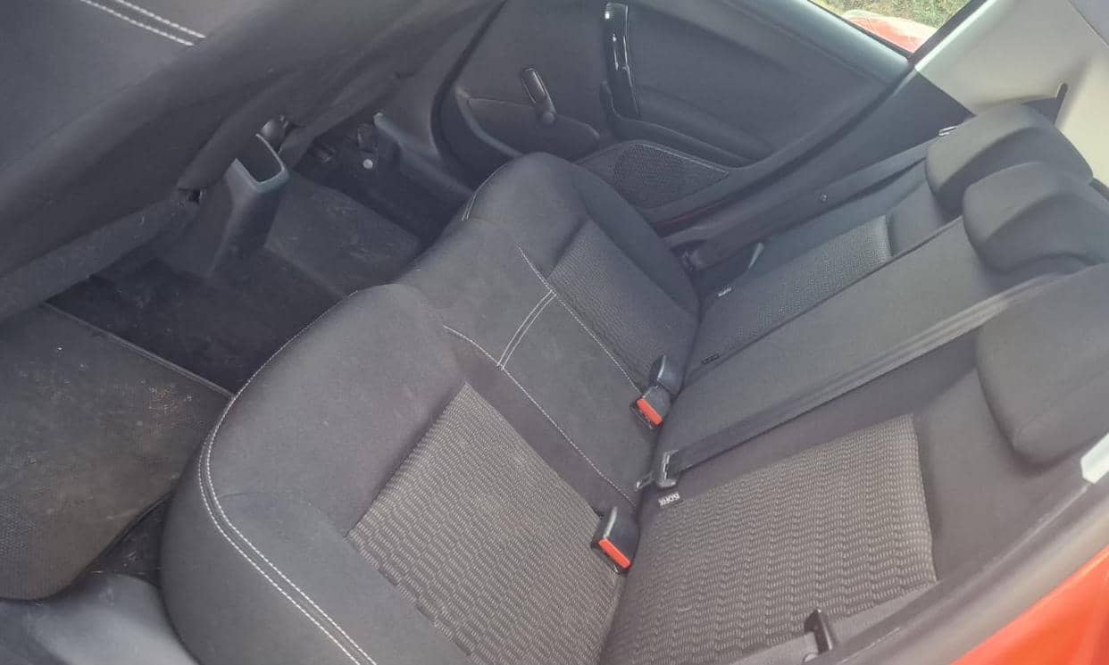 Peugeot 208 — photo 13