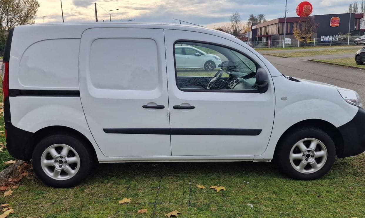 Renault KANGOO EXPRESS II — photo 4
