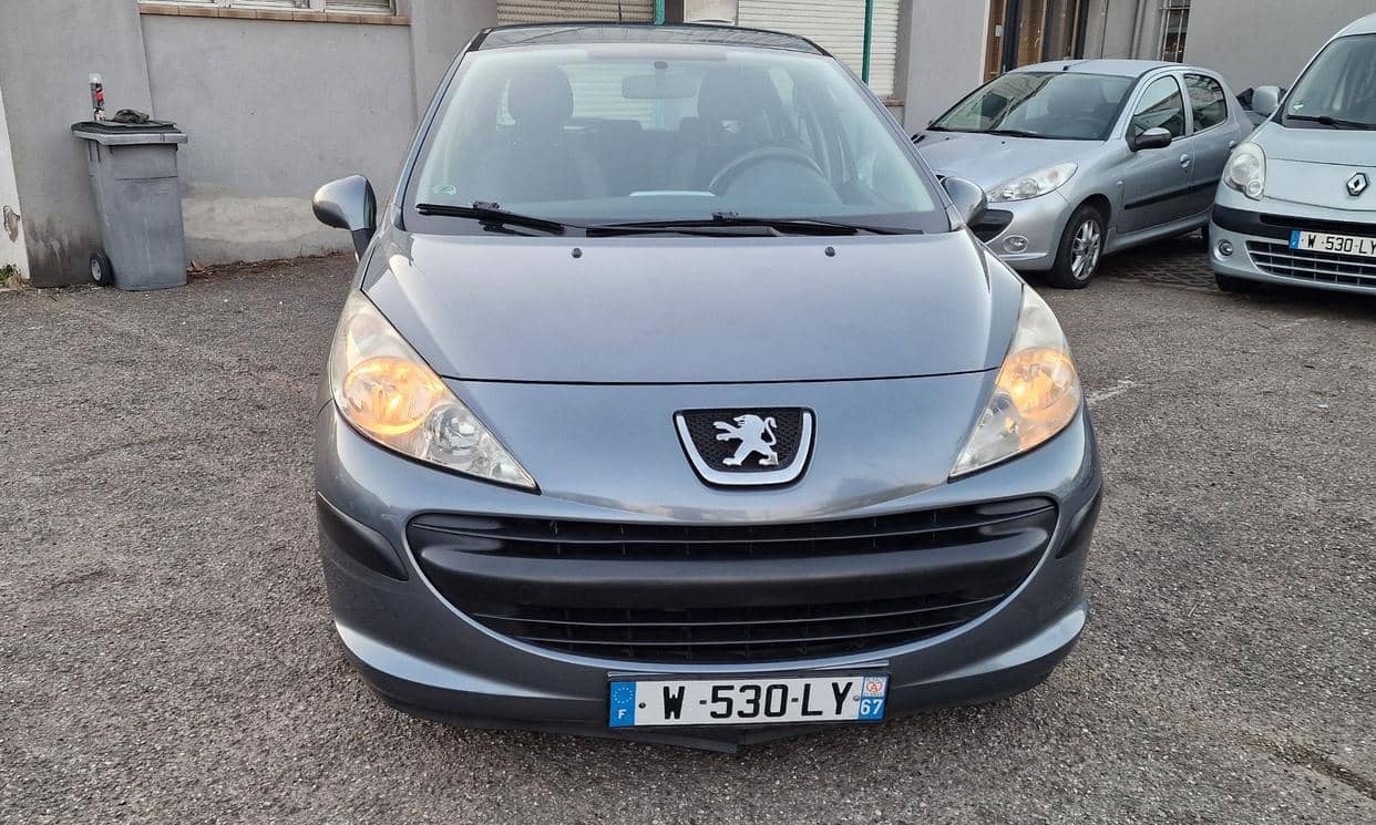 Peugeot 207 — photo 3