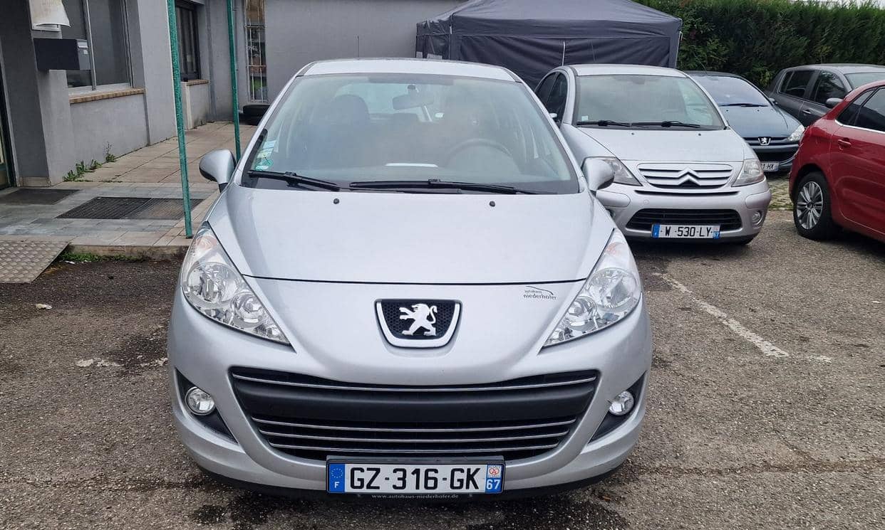 Peugeot 207 — photo 2