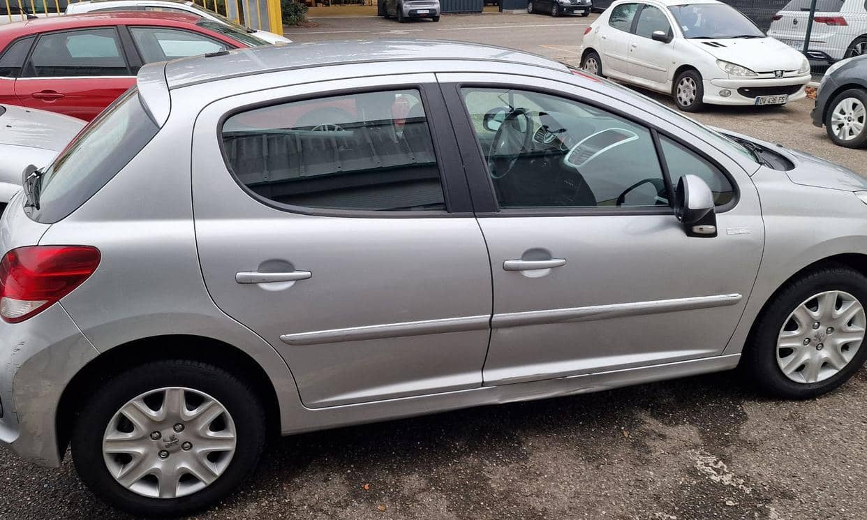Peugeot 207 — photo 7