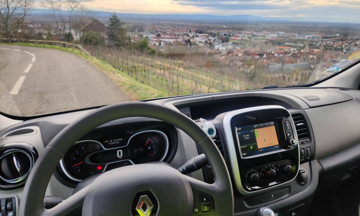 Renault TRAFIC III — photo 12