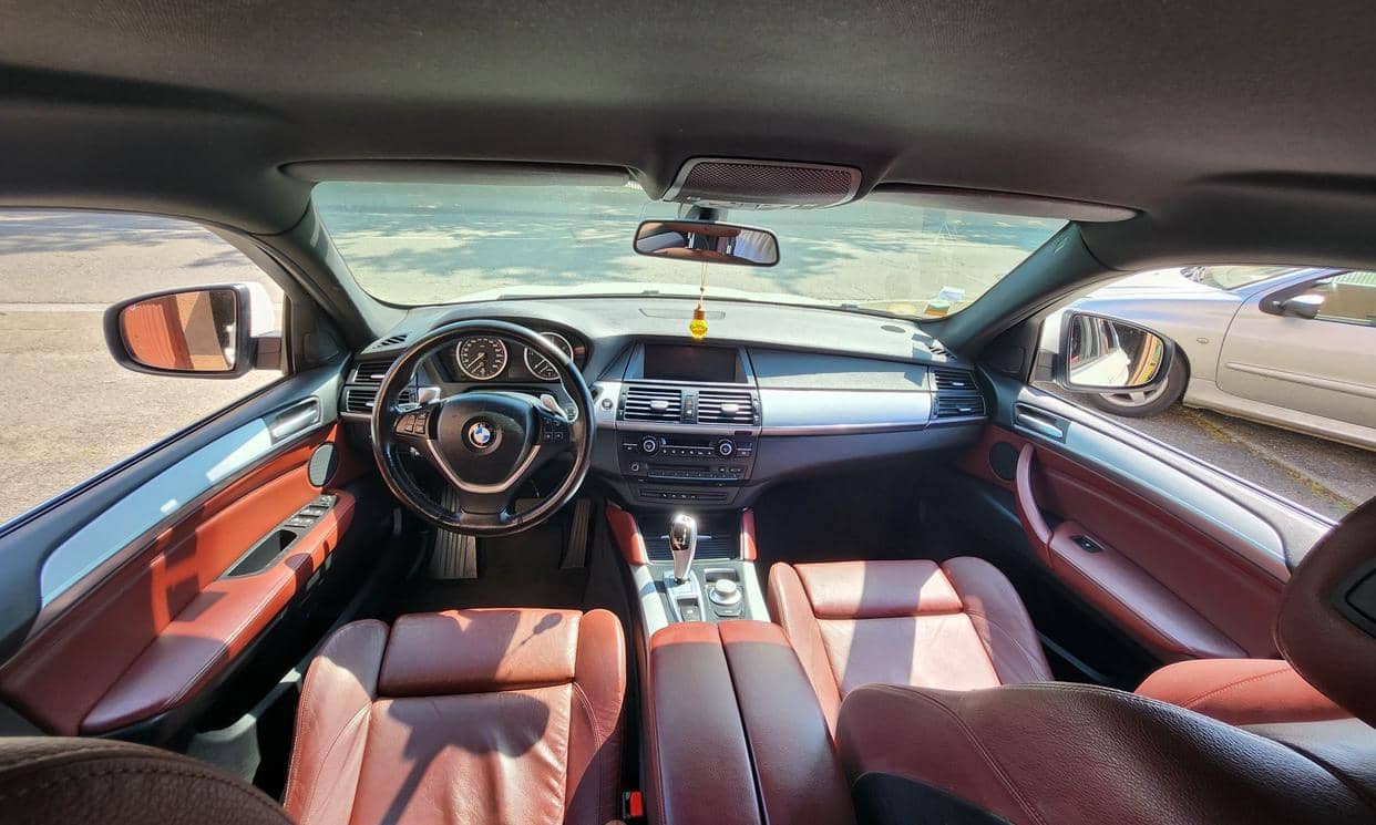 BMW X6 — photo 4
