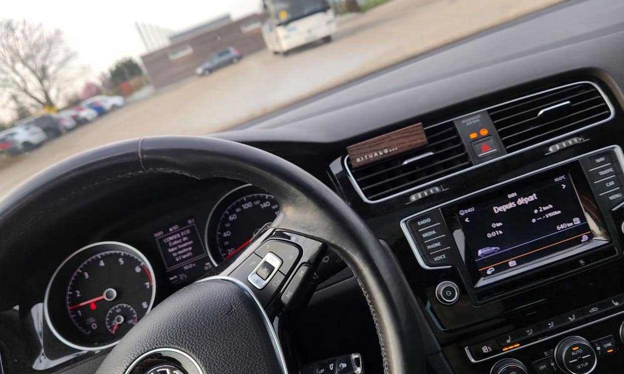Volkswagen GOLF — photo 4