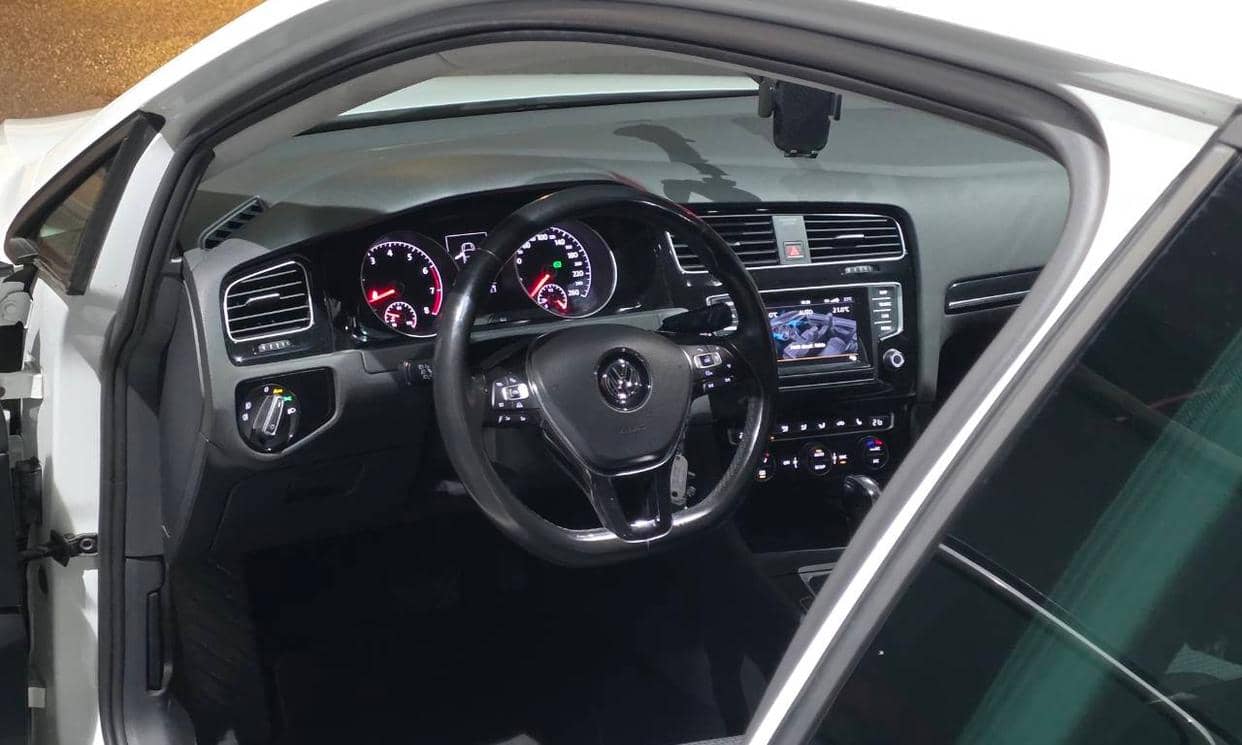 Volkswagen GOLF — photo 5