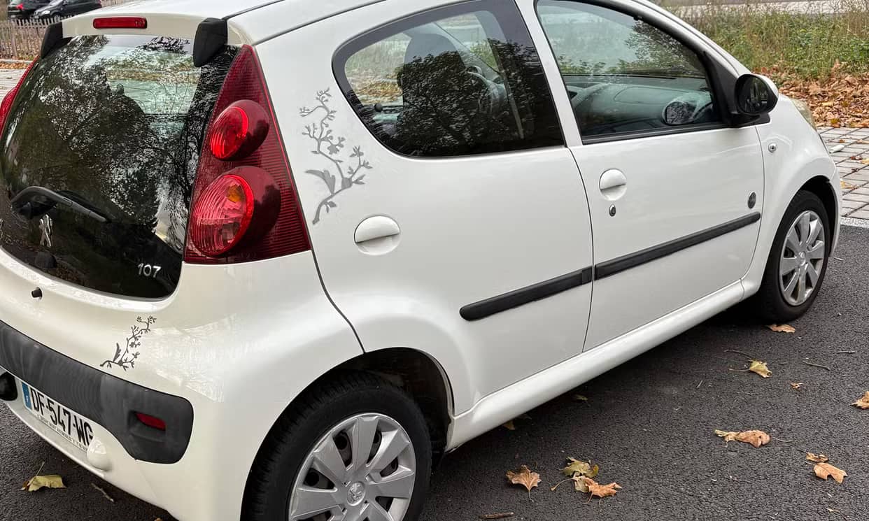 Peugeot 107 — photo 10