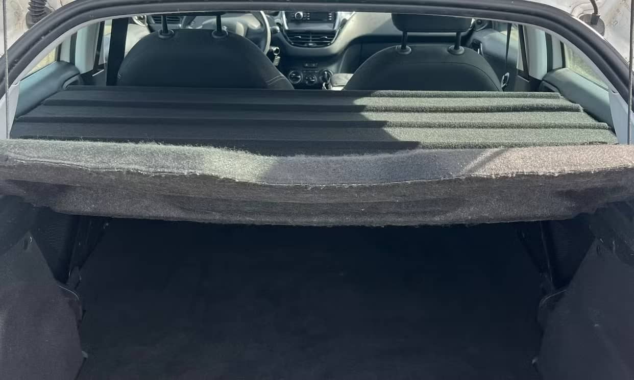 Peugeot 208 — photo 10